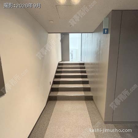 貸室入口(44階1区画AB)