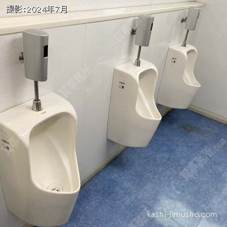 男性トイレ