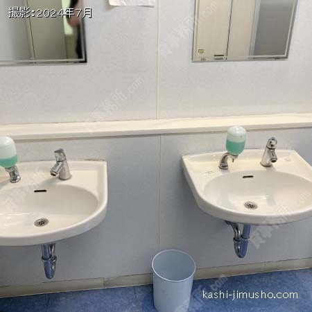 男性トイレ