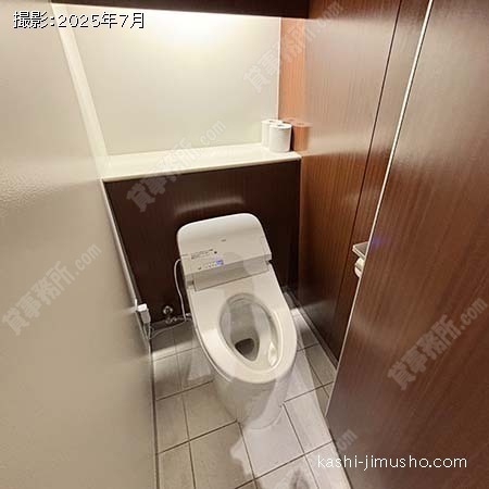 男性トイレ