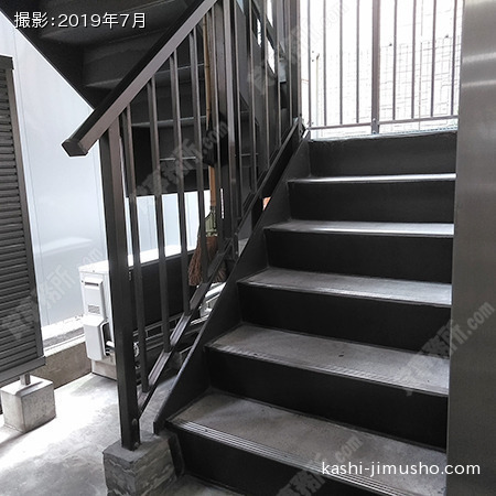 共用階段 共用階段