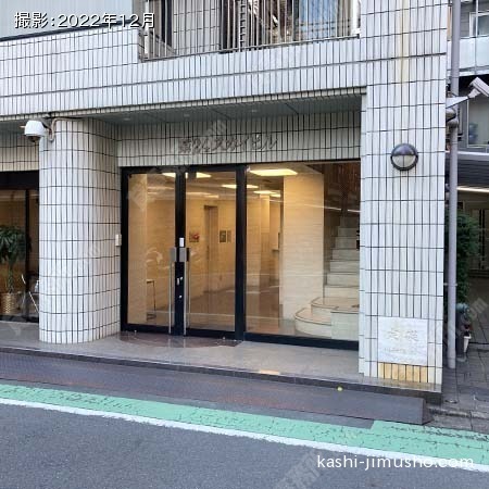 ビル前面