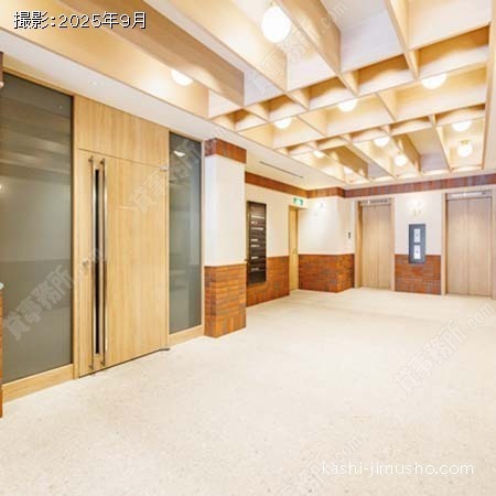 貸室入口(3階)