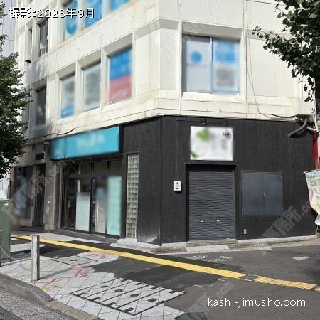ビル前面