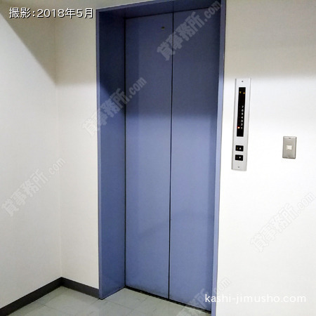フロアエレベーター