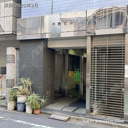 ビル入口