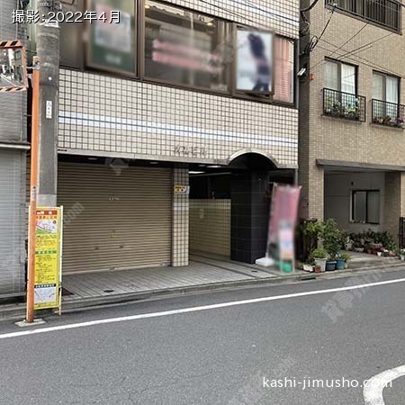 ビル前面