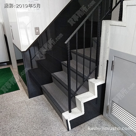 共用階段