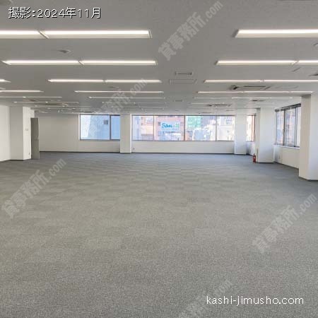 貸室内(8階)