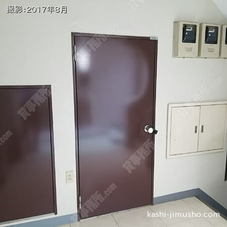 1階貸室入口