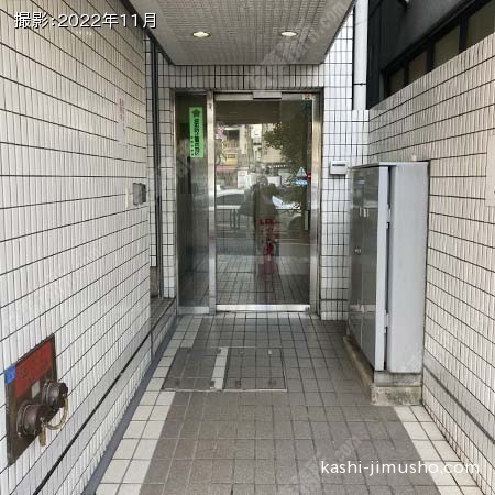 ビル入口