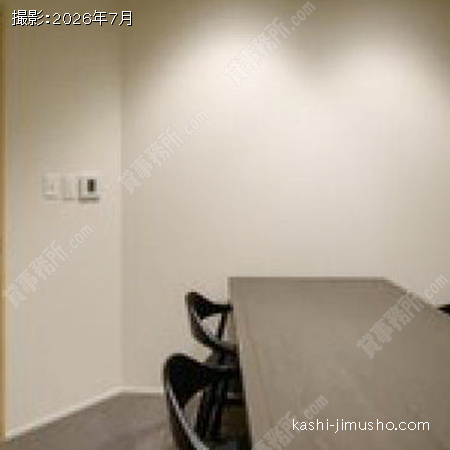 貸室内(9-10階)