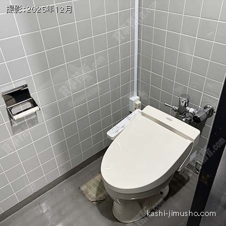 男性トイレ(3階) 男性トイレ(3階)