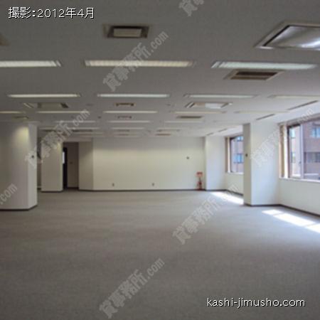 貸室内