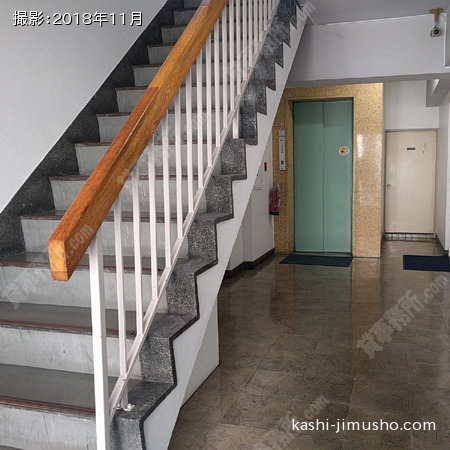 エントランスホール