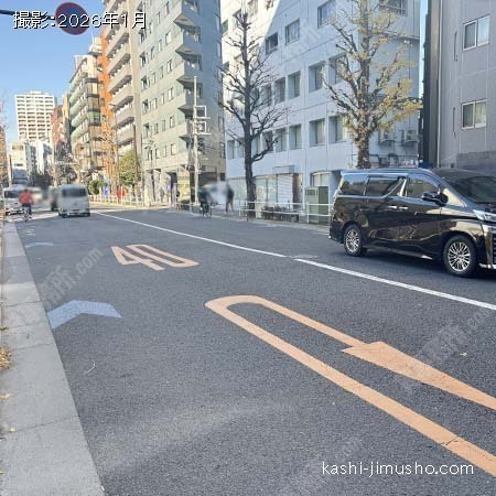 前面道路(小滝橋通り) 前面道路(小滝橋通り)