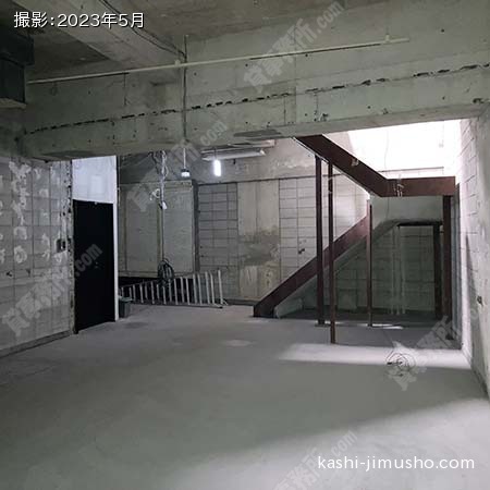 貸室内(B2階)