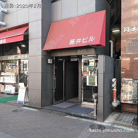 ビル入口