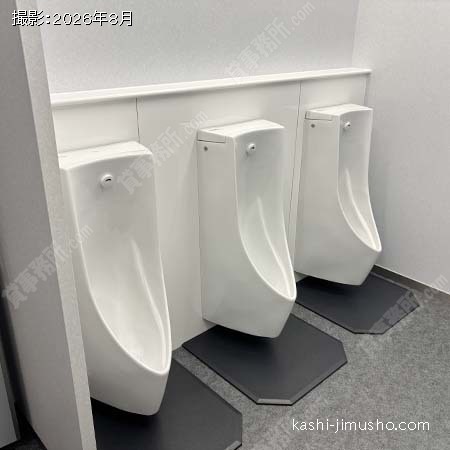男性トイレ
