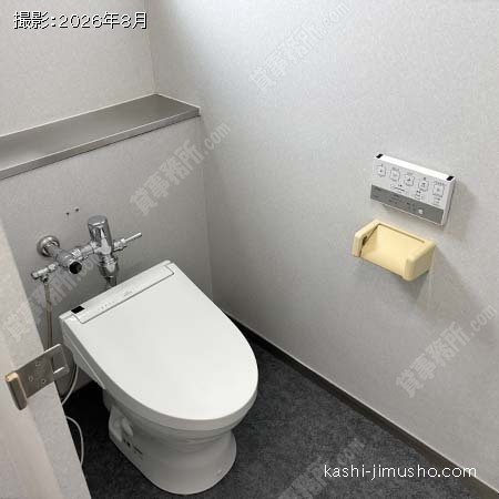 男性トイレ