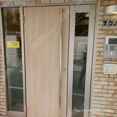 ビル入口