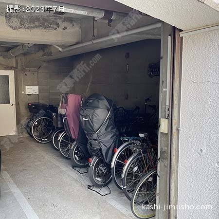 駐輪場