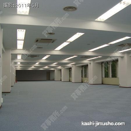 貸室内