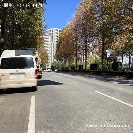 前面道路(外堀通り)