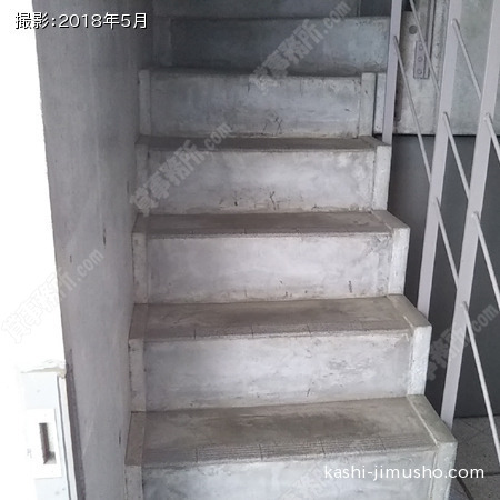 共用階段