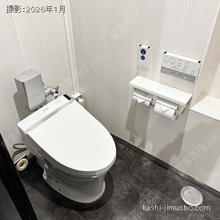 男性トイレ 男性トイレ