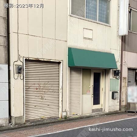 ビル前面