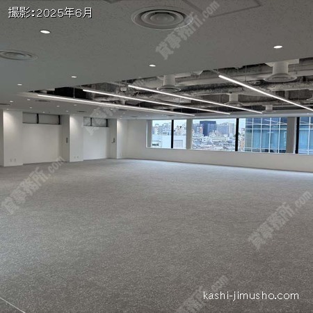 貸室内(8階)