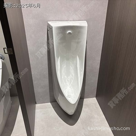 男性トイレ
