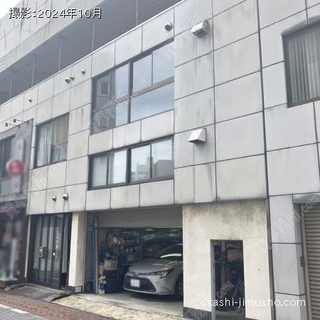 ビル前面