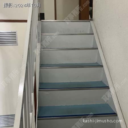 共用階段