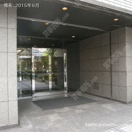 エントランスドア