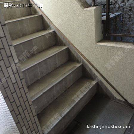 共用階段