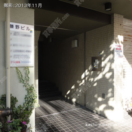 ビル入口