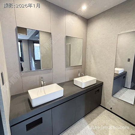 男性トイレ 男性トイレ