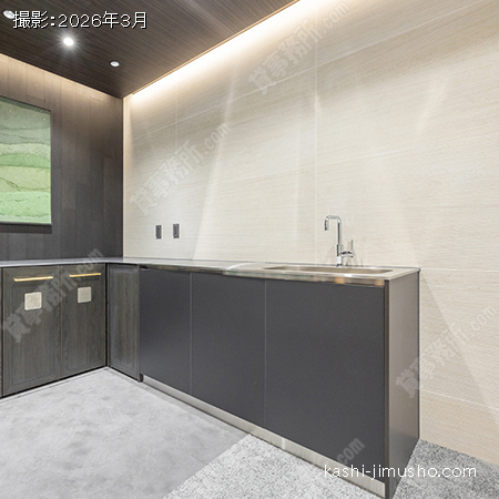 貸室内(2階西区画)