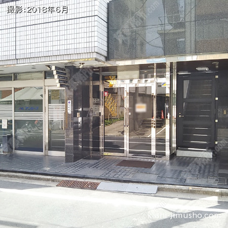 ビル入口アプローチ ビル入口アプローチ