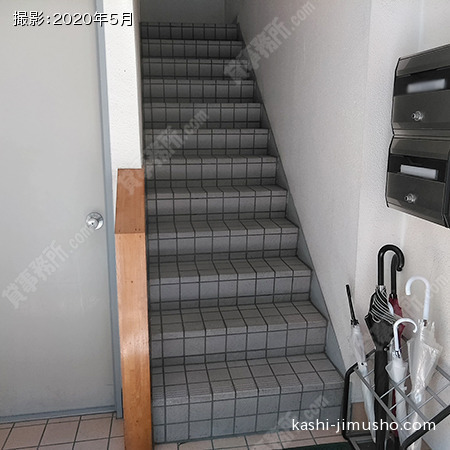 共用階段