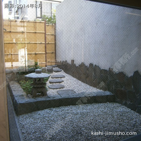 エントランスにある庭園