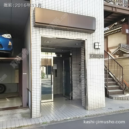 ビル入口 ビル入口