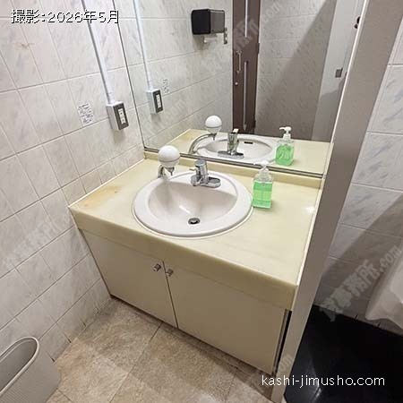 男性トイレ