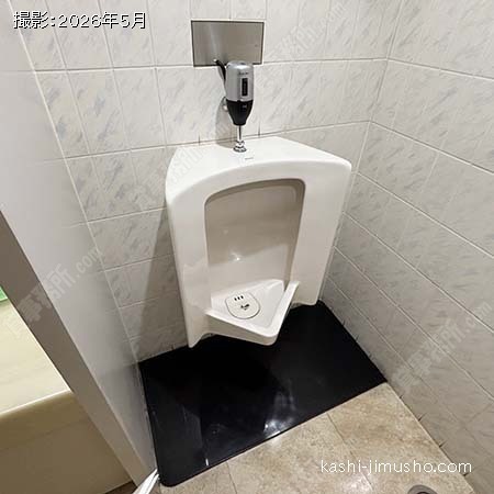 男性トイレ