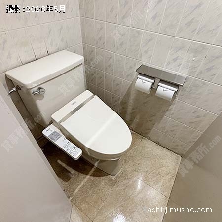男性トイレ