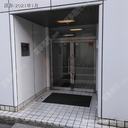 ビル入口 ビル入口