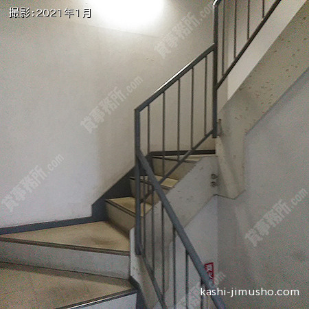 共用階段 共用階段