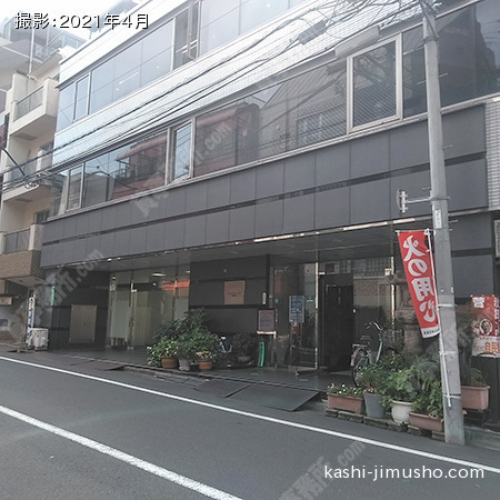 ビル前面